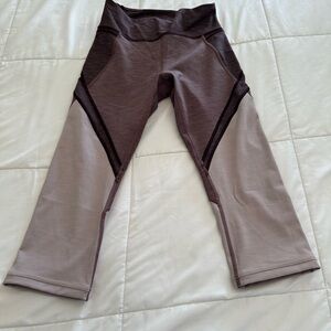 Lululemon Early Extension High Rise Crop Leggings Heathered Mauve Color